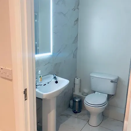 Starlight Apartments, 6, Town * Letterkenny