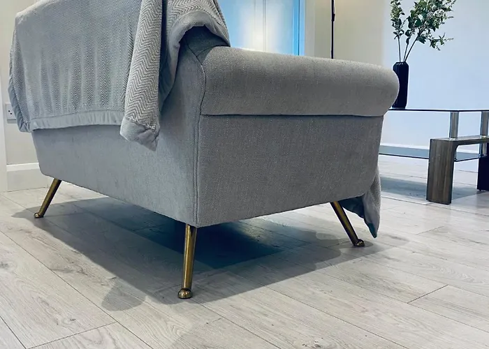 아파트 Starlight Apartments, 6, Town 레터케니