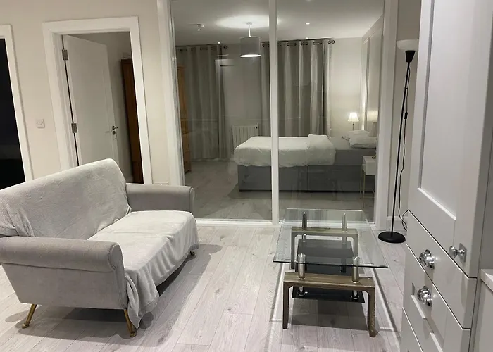 Starlight Apartments, 6, Town 아파트